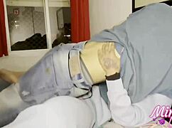 a vizinha chegou do rol� doidona querendo me dar logo comi no pelo