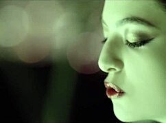 Disclosure's song Magnets featuring Lorde is a catchy emo goth track.