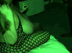 Stor Röv Blond Milf Träffar Fällan För Massiv BBC Knull Från Pluggen! Åh Ja!