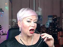 a real melodramatic story like richard gere and julia roberts but nervously on the sidelines with this webcam slut from ukraine marrying a composer from moscow 😏💍