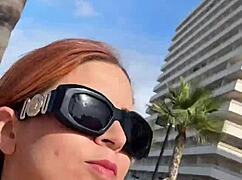 Ribanc mélyen szopja a nagy faszt 3-asban csókolózással és krémezéssel