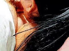 ママ外出中に従姉妹とベッドでイチャイチャ捕まったらヤバい