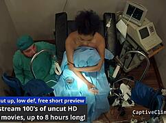 Человеческие подопытные Феникс Роуз дрочит вибратором крупным планом