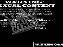 Callie Calypso craves that huge cock 😘