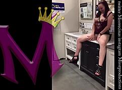 Je ta lepa latinka z veliko ritjo pripravljena za javno zunanje uživanje?