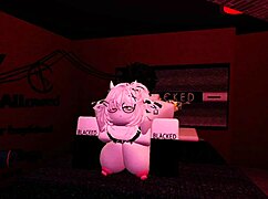 Horny fan subtly fucks in roblox world