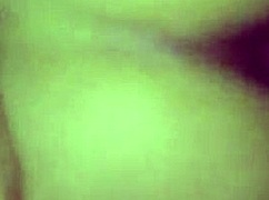 Ho trovato la mia anima gemella e l'ho lasciato scoparmi sul letto cigolante