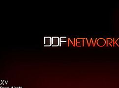 Tieto ruské lesbičky sa lížu navzájom v pičkách