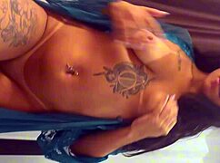 minha esposa estava na cozinha e minha enteada veio pra cima de mim