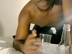 7月4日の週末を祝って無料で大人向けドリンクを飲む