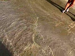 почему Присила и Николи отрываются на пляже в публичной ебле с бразильскими свингерами?