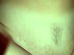 casadas que adoram sentir escorrendo porra de dentro da buceta