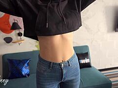 곡선미 친구가 란제리 입고 블로잡 후 몬스터 자지에 개걸음 크림파이