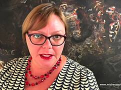 Dominatrix Mistress April rawat pasien pribadi di klinik kontol.