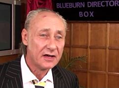 blonde milf loves old guy teaching anal 😘