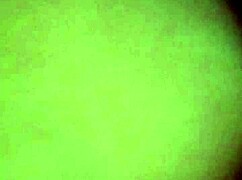 gretala pissing in piedi!