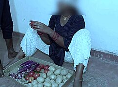 Sabji Wali Bhabhi Intense Sex Reality Fucking