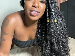 Goze junto comigo meu punheteiro, quero ver você jorra olhando minha xota.