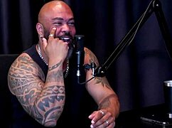 Começou recente com conteúdo pornô trabalhava com turismo fez uma dp e o cliente que queria um encontro - agatha mama watch on sheer red