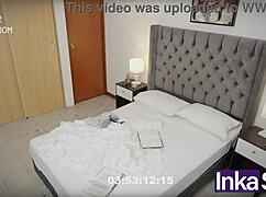 descubro a mi tímida empleada morena y la follo por el ano