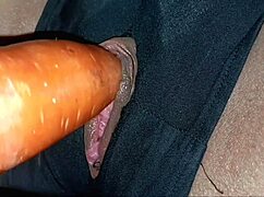 شاب 20 سنة رتب مع كوغار مخضرمة عشان يفقد عذريته