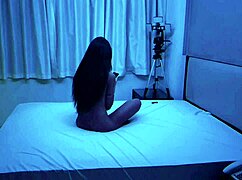 Uwielbiam lizać smaczną dupę latynoskiej laski 18+ na castingu!!