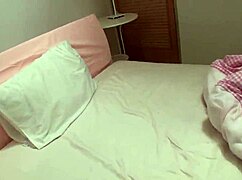 ひとり暮らしの女の子のお部屋拝見！〜本気でオナニーやってくれます〜 1