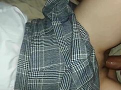 Duele, detente por favor, my stepfather enters my room at night when we're alone!