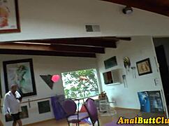 big ass babe sits on face 😘