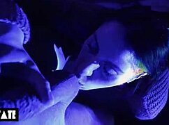 Giving my little 18+ stepsis a double facial, casual story