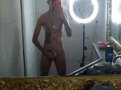 Tattooed Brazilian Gives Punheta On Christmas Before Dinner