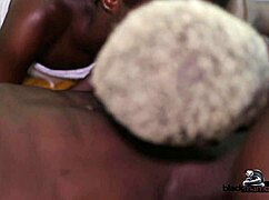 Ik hou van romige groepsseks met twee sexy ebony meisjes