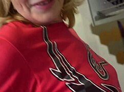 Housewife Wanted To Be Fucked In The Kitchen