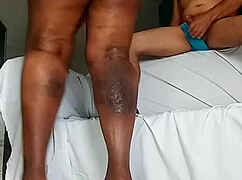 Sexy Thick Showing Off Her Pretty Lips!