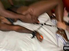 Alison Tyler büyük memeli sıcak lezbiyen am yalama sikişi