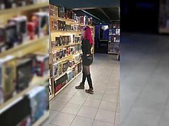 French girlfriend allows hard fuck on birthday with dirty talk screams