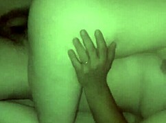 ลูบควยสามีก่อนที่เขาจะเย็ดฉัน