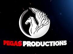 PEGAS PRODUCTIONS - UNE PLOTTE MILF A GROS SEINS SE TAPE UN TRIP A TROIS ANAL