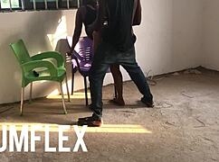 ドスケベ熟女がデカマラ騎乗でイキ狂う！