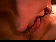 Jos päästät hänet sisään hän NAIDAA sut - lesbo vampyyri Josephine Jackson metsästää Rikako Katayamaa