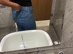 siririca in shopping bathroom, milk from pussy?