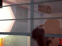 repartidor con polla enorme le rompe el coño a mujer de su jefe