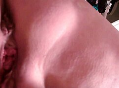 Dustin vuelve por las vibras calientes de milf pelirroja dawnskye1962