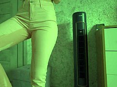 Intense Female Desperation: Peeing in Jeans