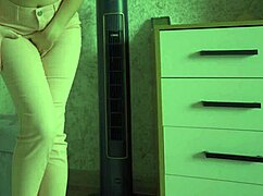 Intense Female Desperation: Peeing in Jeans