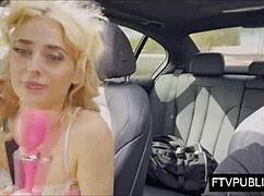 素人金髪が野外で乳出しオナニーしまくる