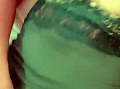 Corno filma a esposa me dando a bunda e gozando no meu pau