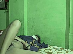 彼女とインド彼氏が自宅で濃厚プライベートタイム