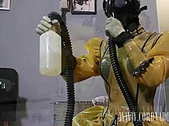 i did self-bondage with 3 layers latex 4 layers gloves gasmask