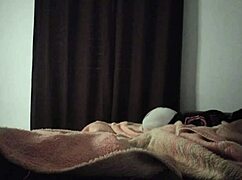 Tia Passo plande om de bank te delen met haar stiefneef